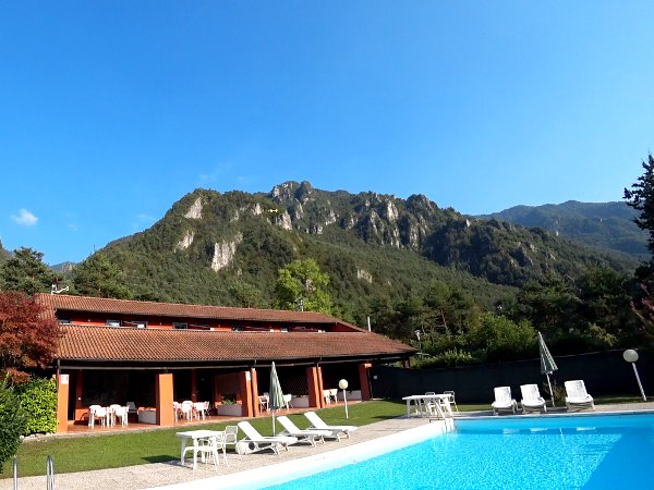 homes-lake-idro-home-for-rent