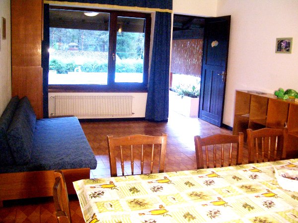 Houses Lake Idro, rent home C - living room 4