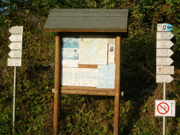 villa-idro-lake-natural-park-alpine-trails-1